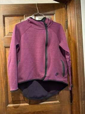 Nike Women's Tech Fleece Full Zip Asymmetrical Cape Hoodie Maroon Plum sz med
